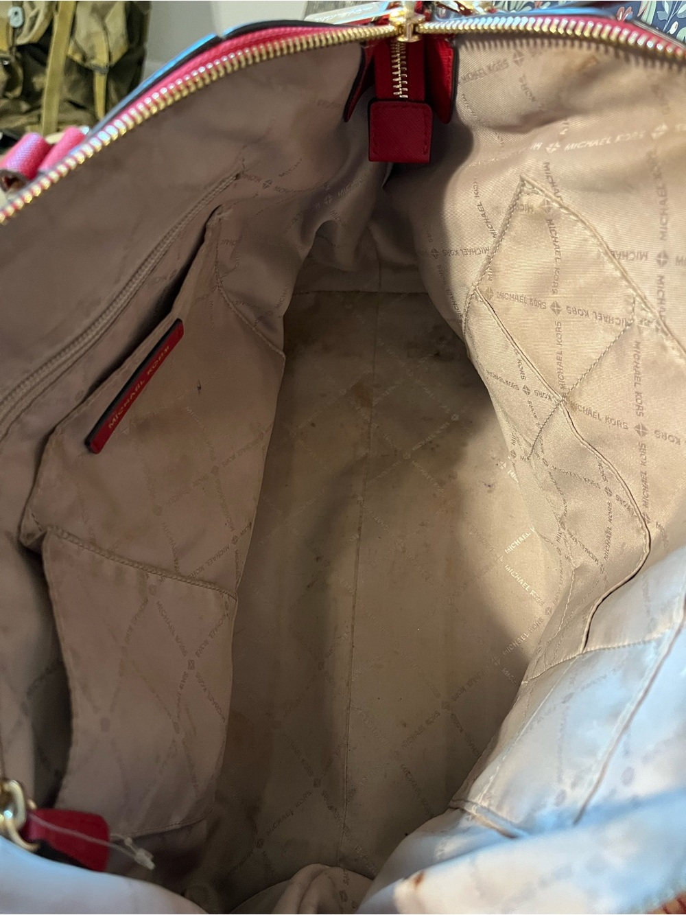 Michael Kors Red Saffiano Dome Satchel with Gold Charm - Picture 7 of 12